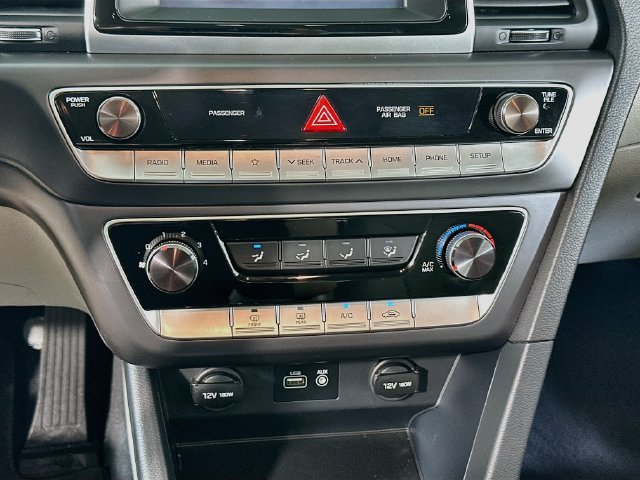 Used 2019 Hyundai Sonata ECO FWD image 20