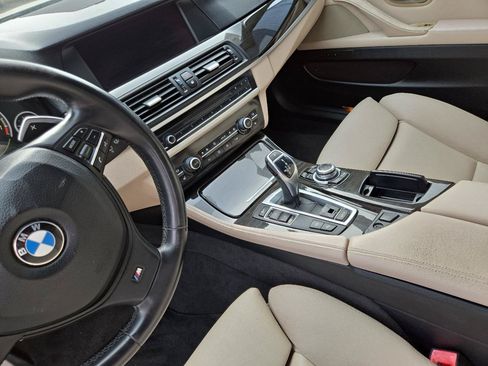 Used 2011 BMW 550i Sedan RWD image 9