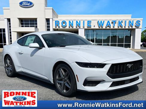 New 2025 Ford Mustang Coupe image 1