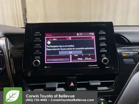 Used 2024 Toyota Camry SE image 16