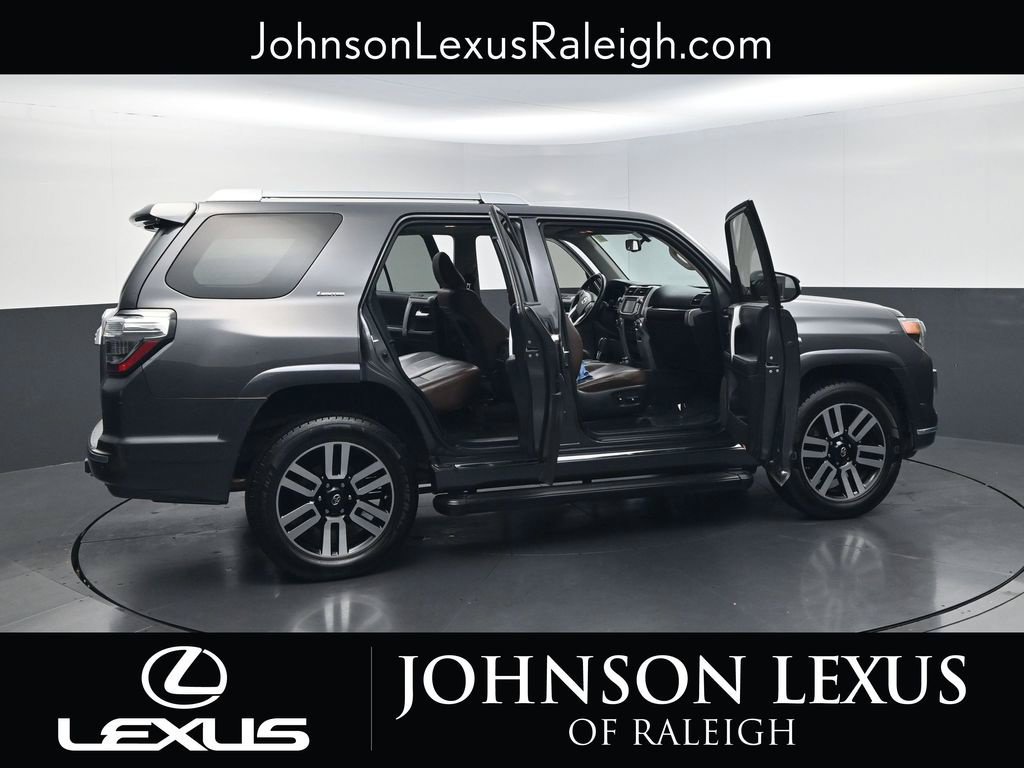 Used 2019 Toyota 4Runner Limited AWD/4WD image 31