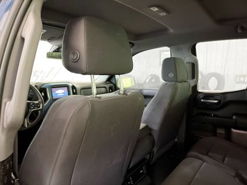 Used 2021 Chevrolet Silverado 1500 Custom w/ LPO, Dark Essentials Package AWD/4WD image 9