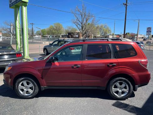 Used 2012 Subaru Forester 2.5X w/ Alloy Wheel Pkg AWD/4WD image 5