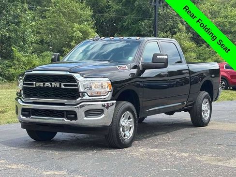 Used 2024 RAM 2500 Tradesman w/ Chrome Appearance Group AWD/4WD image 31