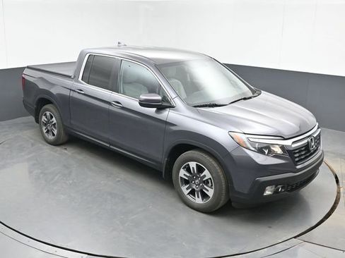 Used 2017 Honda Ridgeline RTL image 1