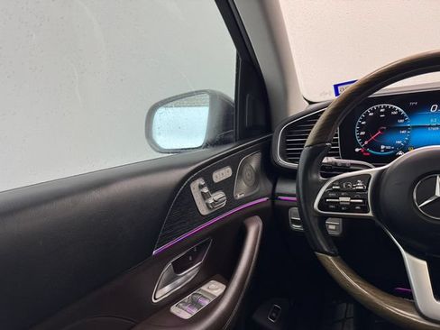Used 2023 Mercedes-Benz GLS 450 4MATIC image 22