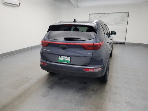 Used 2017 Kia Sportage EX w/ EX Premium Package image 7