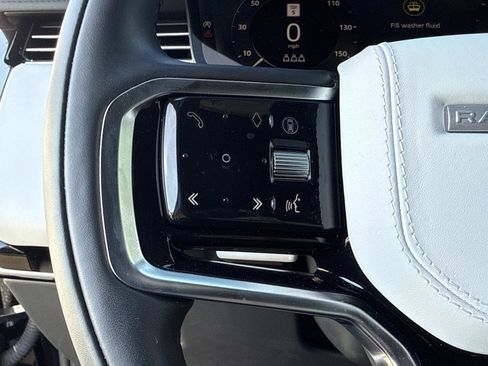 Used 2025 Land Rover Range Rover Sport S image 33