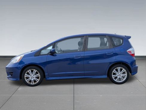 Used 2010 Honda Fit Sport image 2
