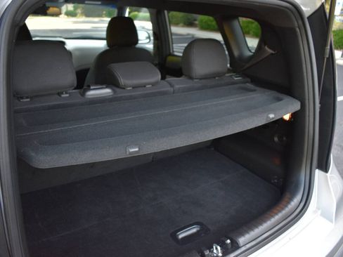 Used 2017 Kia Soul + FWD image 11