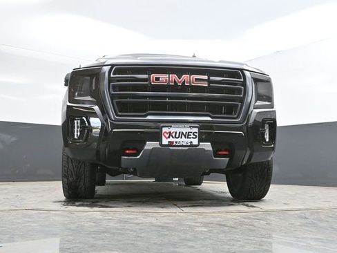 Used 2024 GMC Yukon AT4 w/ Technology Package AWD/4WD image 50