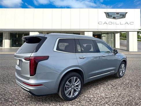 Certified 2024 Cadillac XT6 Premium Luxury w/ Platinum Package image 6