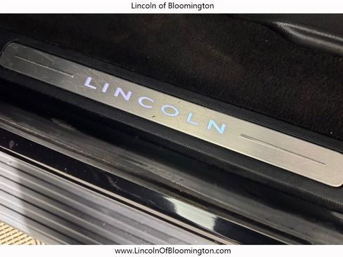 Used 2019 Lincoln Navigator Select AWD/4WD image 49