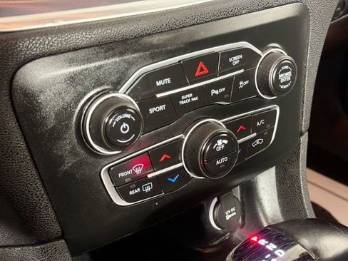 Used 2019 Dodge Charger GT image 15