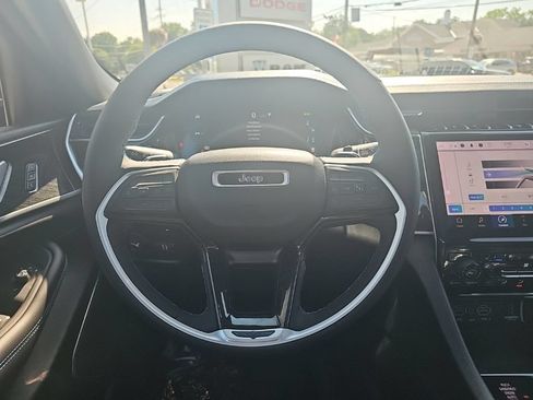 Certified 2024 Jeep Grand Cherokee Trailhawk w/ Advanced Protech Group II AWD/4WD image 23