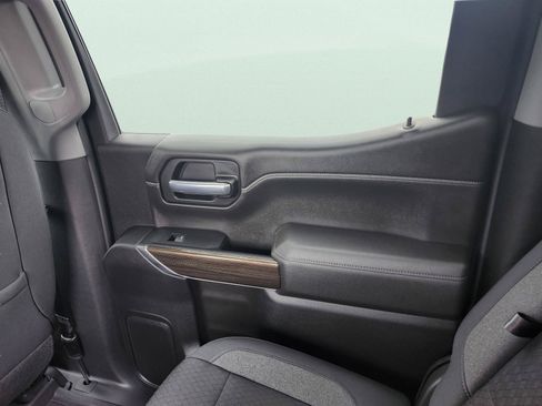 Used 2022 Chevrolet Silverado 1500 RST AWD/4WD image 29