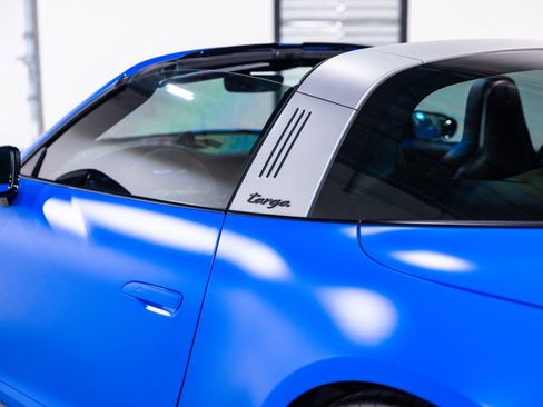 Used 2024 Porsche 911 Targa 4 GTS AWD/4WD image 17