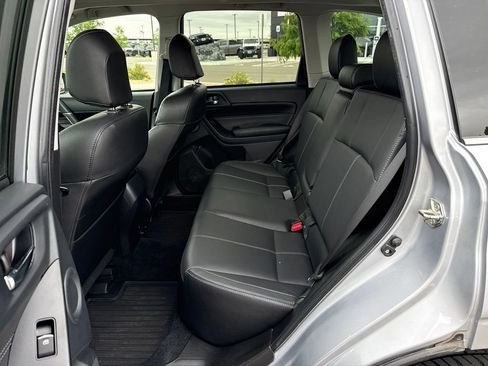 Used 2017 Subaru Forester 2.5i Touring AWD/4WD image 27