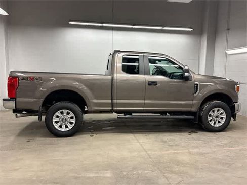 Used 2020 Ford F250 XL w/ STX Appearance Package image 3
