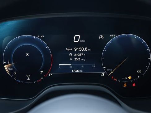 Used 2024 Maserati Grecale GT image 15