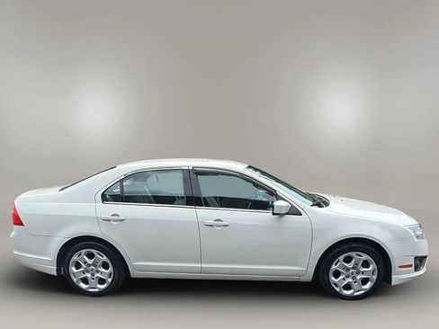 Used 2011 Ford Fusion SE FWD image 6