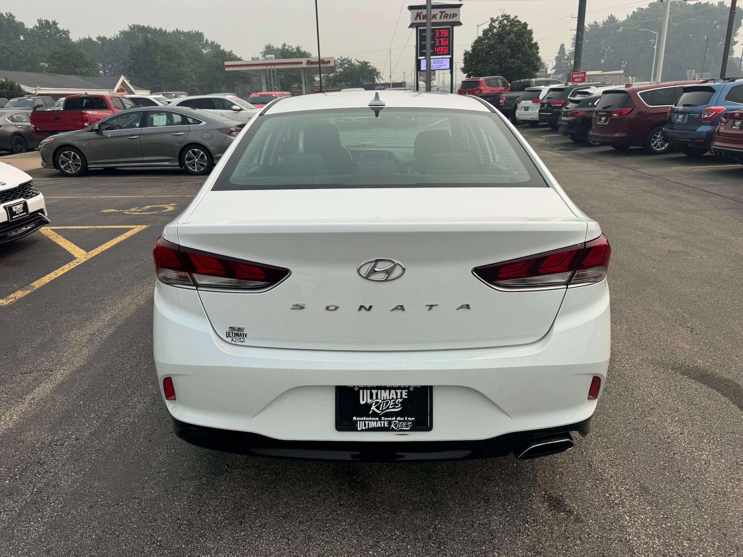 Used 2018 Hyundai Sonata SE FWD image 4