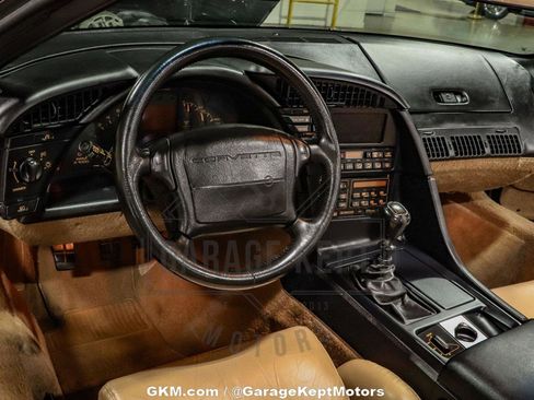 Used 1992 Chevrolet Corvette Convertible image 5