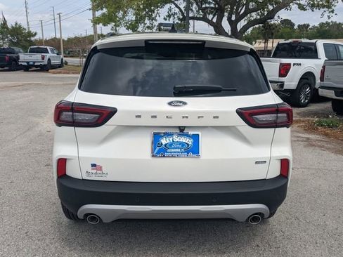New 2025 Ford Escape SE w/ PHEV Premium Package image 18