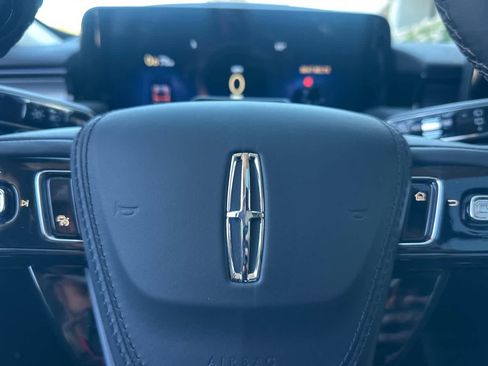New 2026 Lincoln Aviator AWD image 23