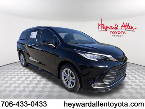New 2026 Toyota Sienna Limited image 1