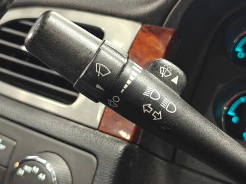 Used 2011 Chevrolet Silverado 1500 LTZ AWD/4WD image 15