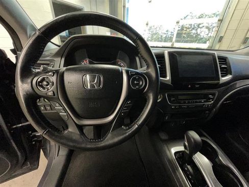Used 2017 Honda Ridgeline RTL-T image 14