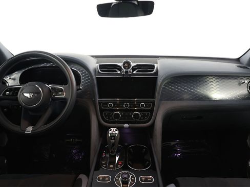 Used 2023 Bentley Bentayga Speed image 4