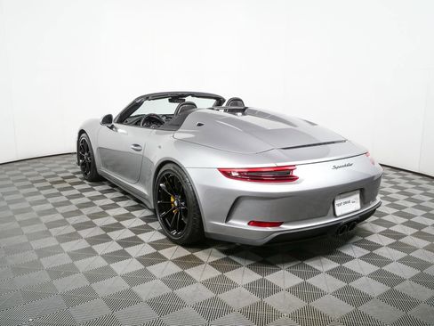 Certified 2019 Porsche 911 Speedster RWD image 25