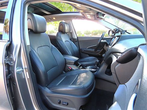 Used 2017 Hyundai Santa Fe Sport FWD image 22