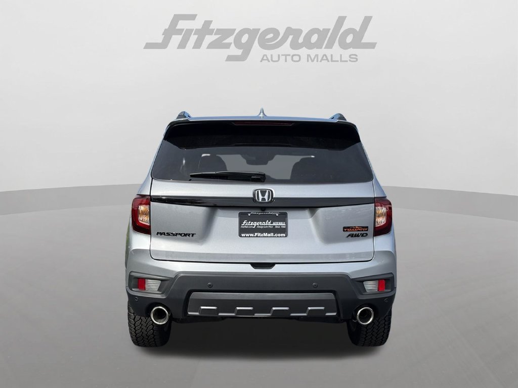 Used 2025 Honda Passport TrailSport image 4