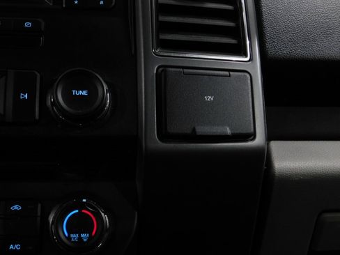 Used 2018 Ford F150 XLT w/ Heavy-Duty Payload Package image 46