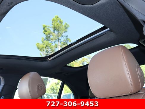 Certified 2022 Mercedes-Benz E 350 4MATIC Sedan image 5