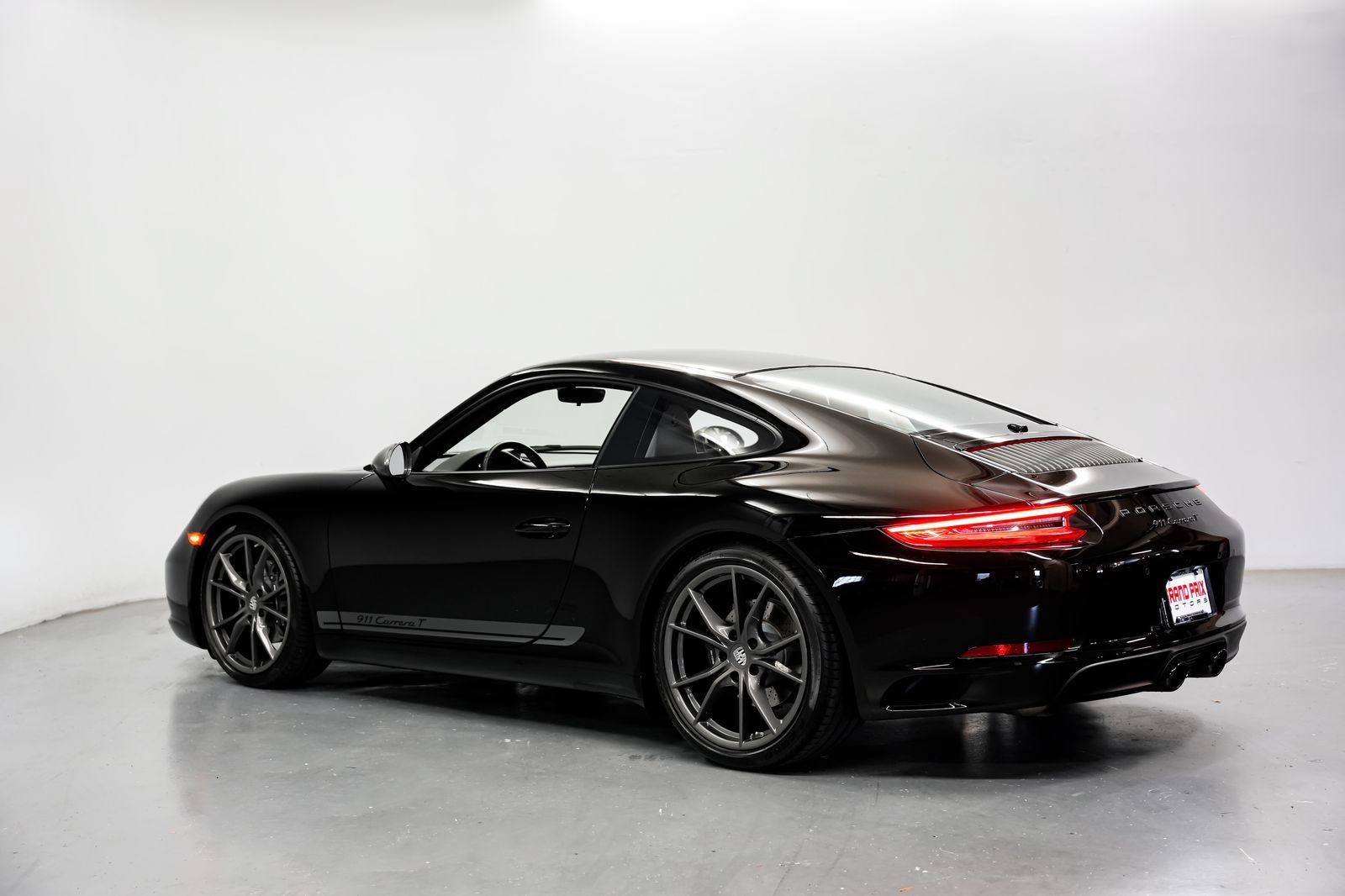 Used 2019 Porsche 911 Carrera T RWD image 8