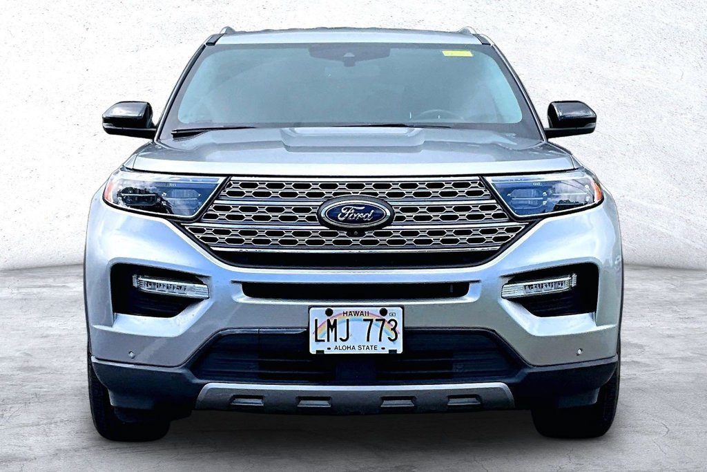 Used 2022 Ford Explorer Limited w/ Equipment Group 301A RWD image 3
