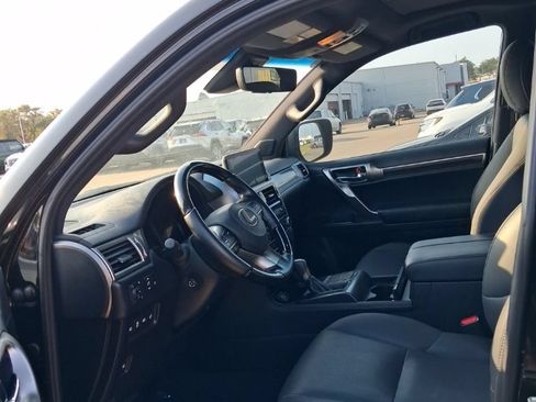 Used 2023 Lexus GX 460 Premium AWD/4WD image 5