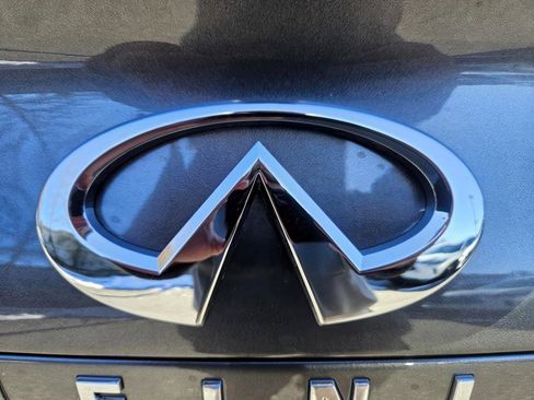 New 2025 INFINITI QX50 Luxe image 14