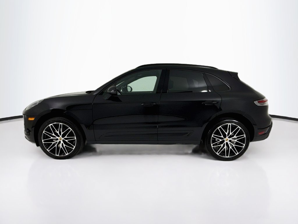 Certified 2023 Porsche Macan Turbo AWD/4WD image 2