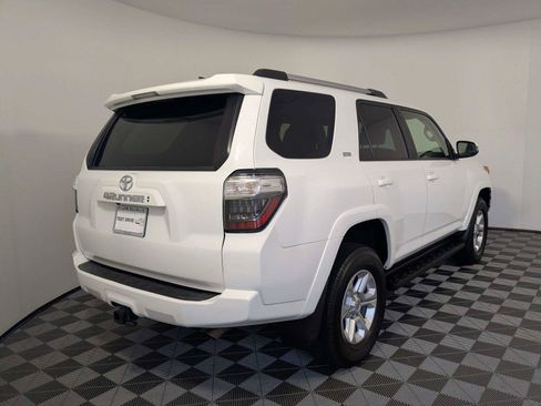 Used 2021 Toyota 4Runner SR5 Premium AWD/4WD image 5