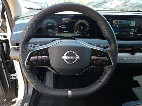 Used 2024 Nissan Ariya AWD image 16
