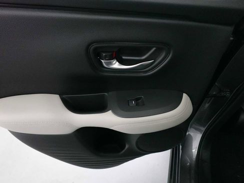 Certified 2023 Honda HR-V LX image 25