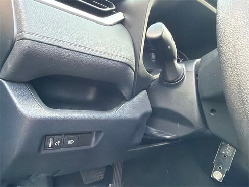 Used 2023 Toyota RAV4 LE image 33