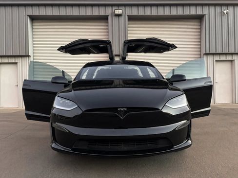 Used 2023 Tesla Model X AWD/4WD image 6