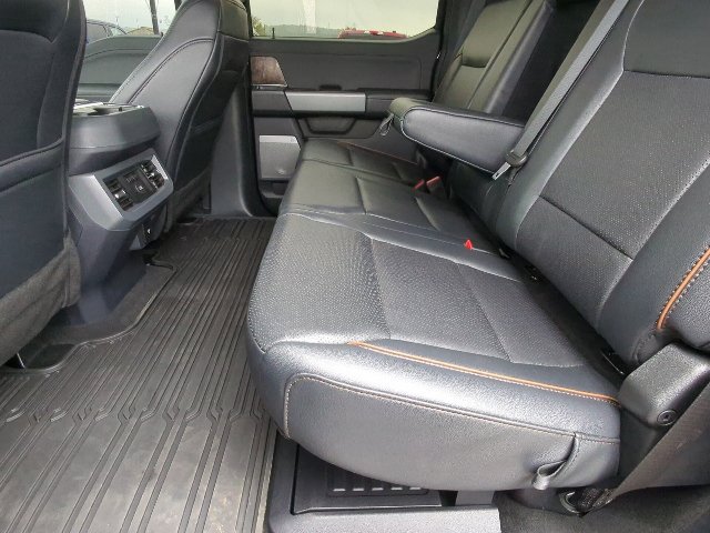 Used 2026 Ford F450 Lariat w/ FX4 Off-Road Package AWD/4WD image 27