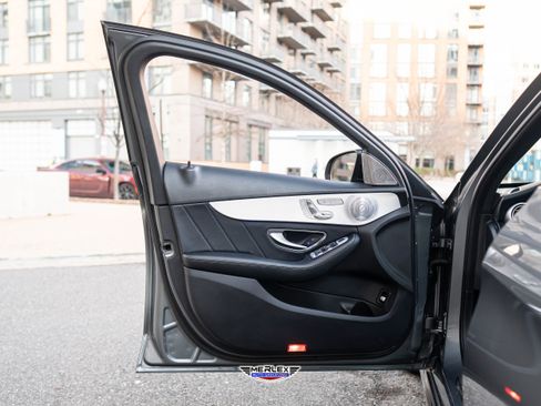 Used 2020 Mercedes-Benz C 300 Sedan image 42